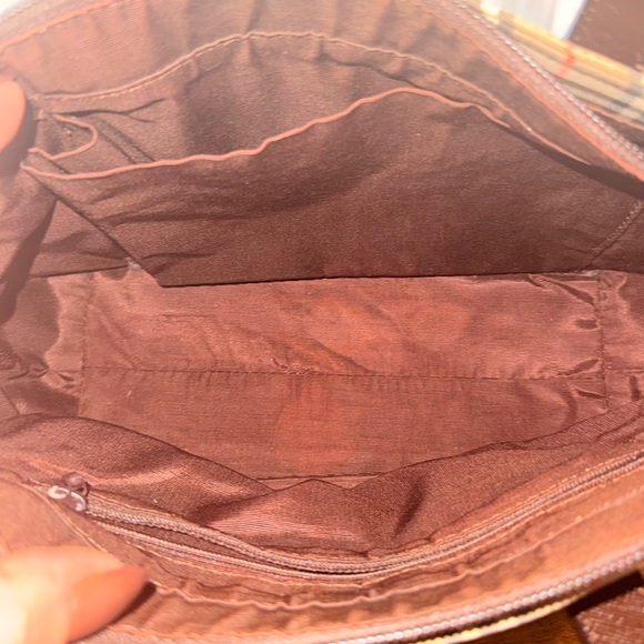Burberry Checkered Brown and Tan vintage bag and matching wallet! - Picture 11 of 14